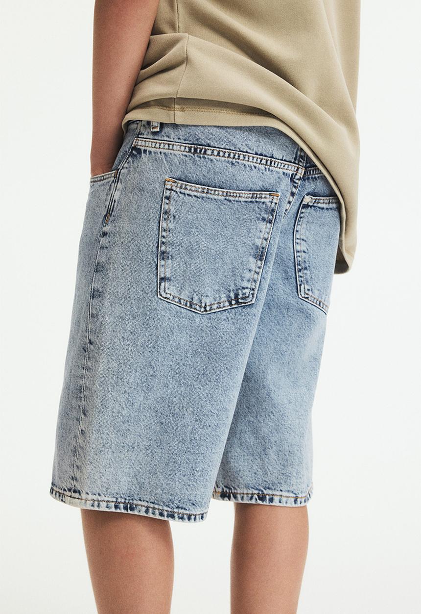 H&M - Loose-fit denim shorts - denim blue