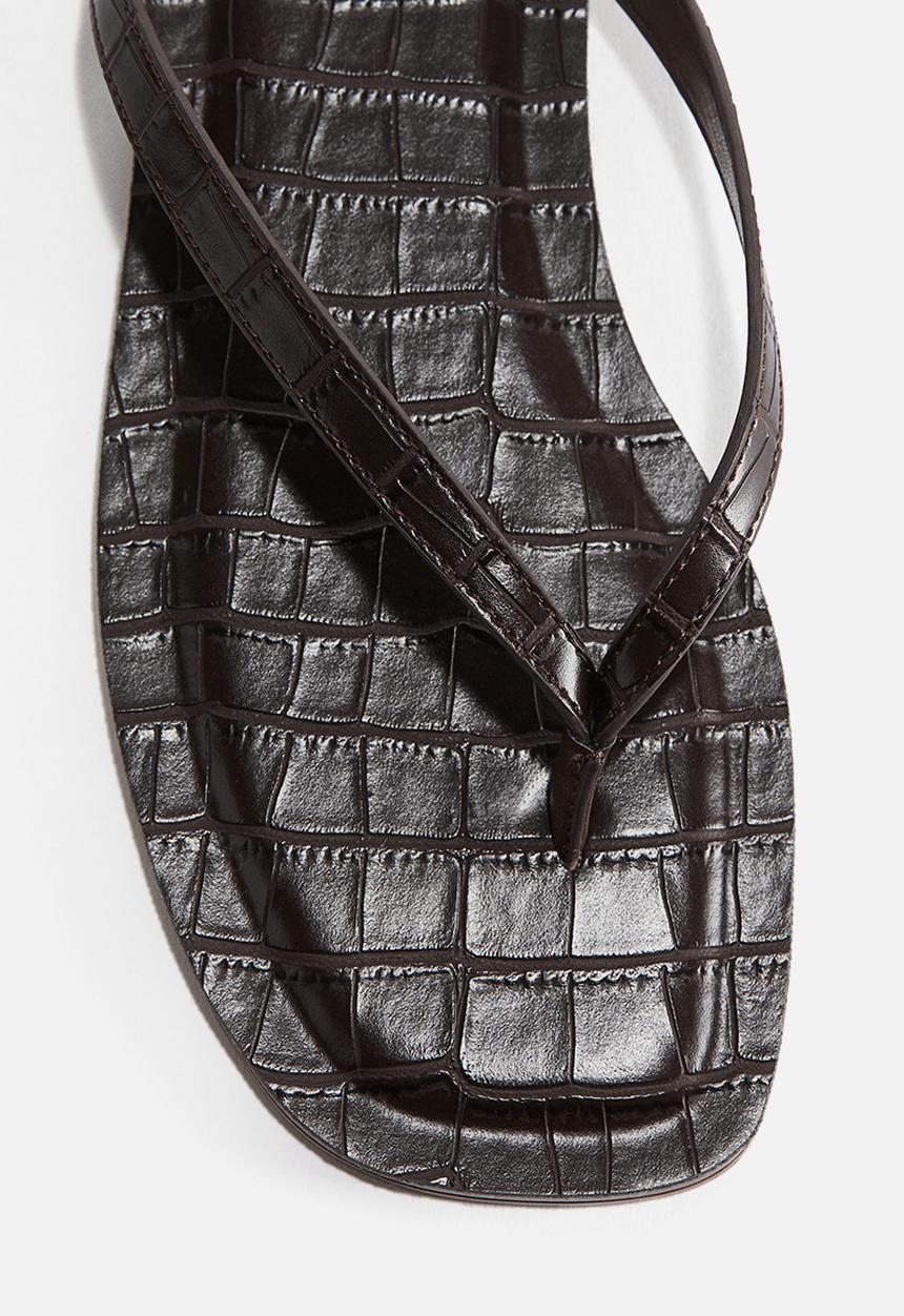 H&M - Flip-flops - dark brown 