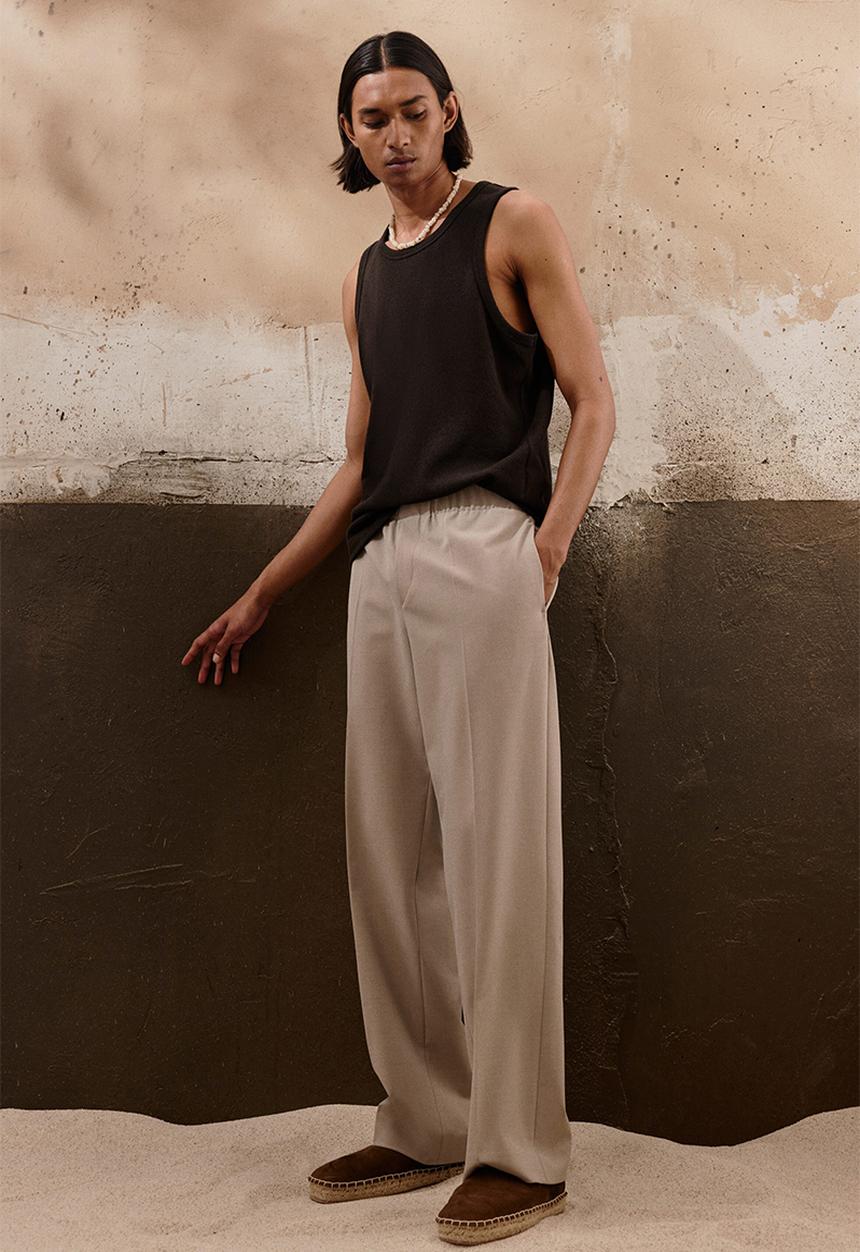 H&M - Regular fit vest top - dark brown