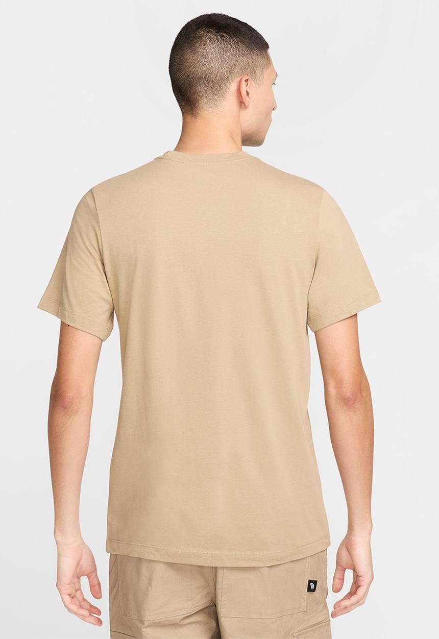 Nike - NSW Embroidered Swoosh FS Tee - Neutral Beige