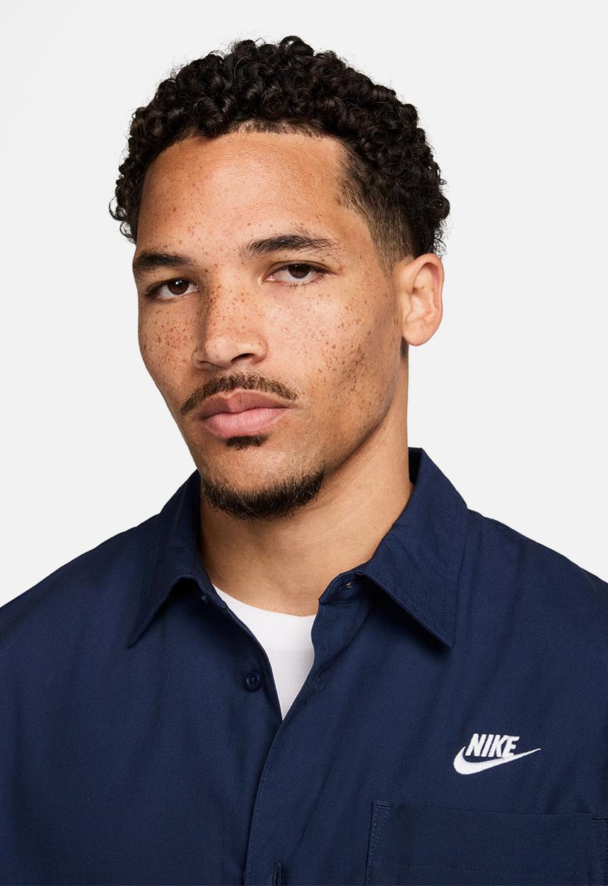 Nike - NSW  Club Venice SS Shirt   - Navy/White