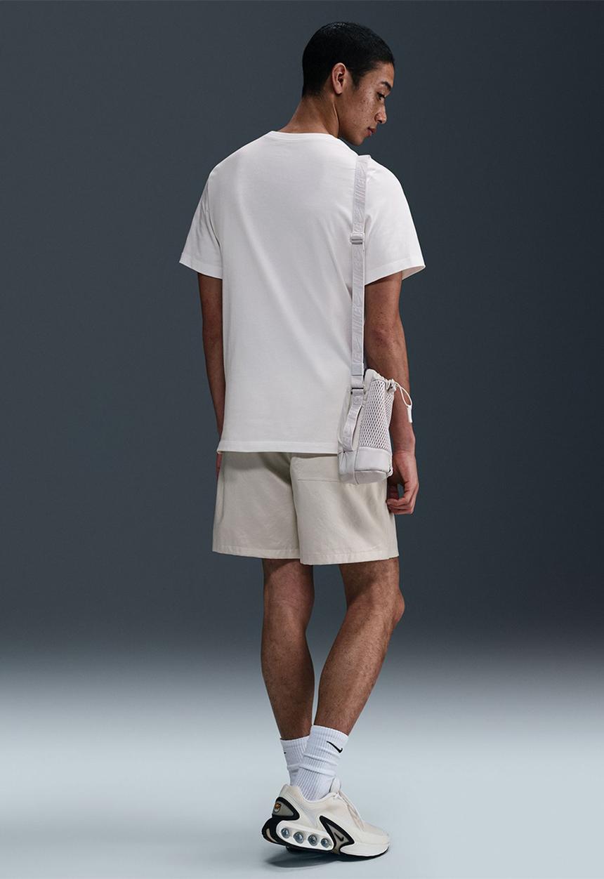 Nike - NSW  Sole Food Tee - White