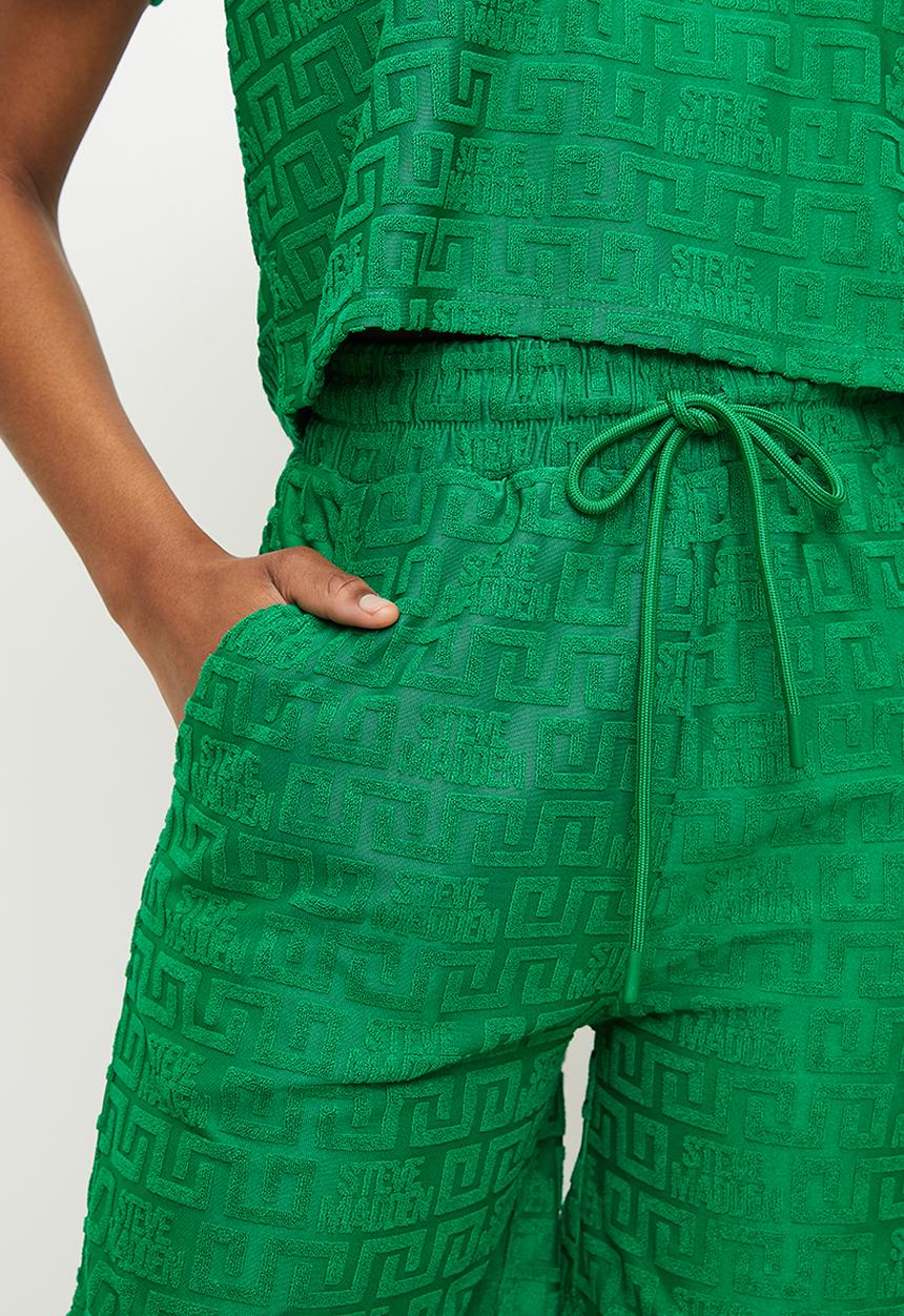 Steve Madden - Ladies bella embossed logo jogger shorts - emerald green
