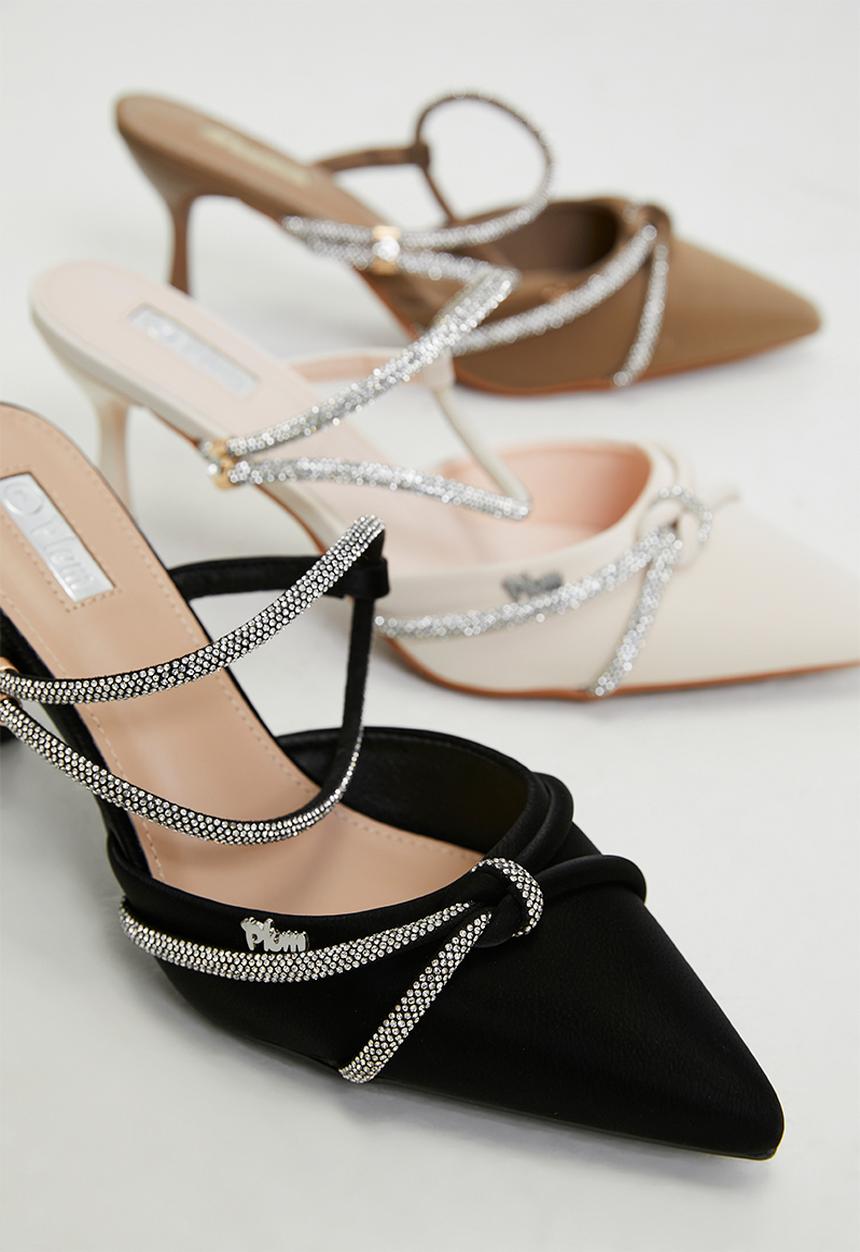 Plum - Henna Closed Toe Ankle Strap - Black