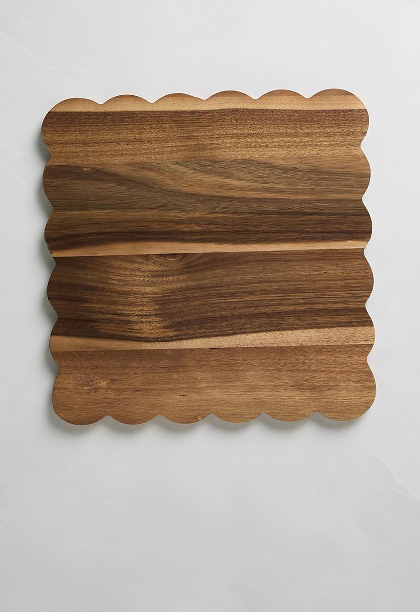 Home Classix - Home Classix Scalloped Edge Wooden Square Board 33x33x1.5cm - brown