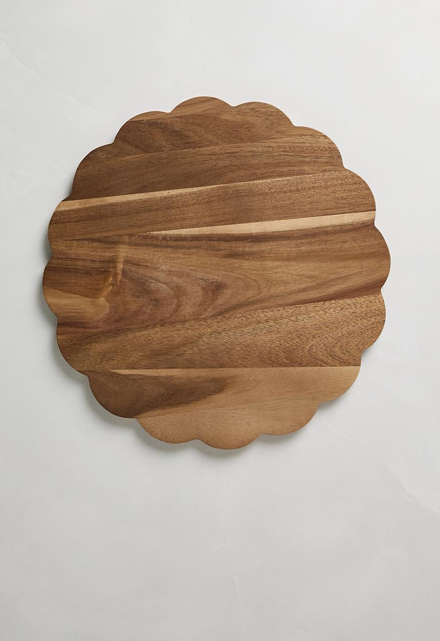 Home Classix - Scalloped Edge Wooden Board 36.5x36.5x1.5cm - brown