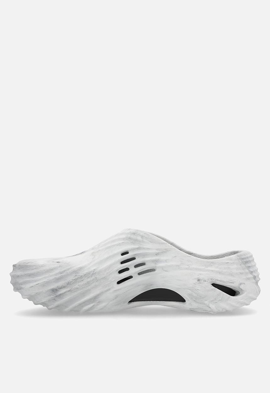 Crocs - Echo Watercolor Marbled Wave - Black/White