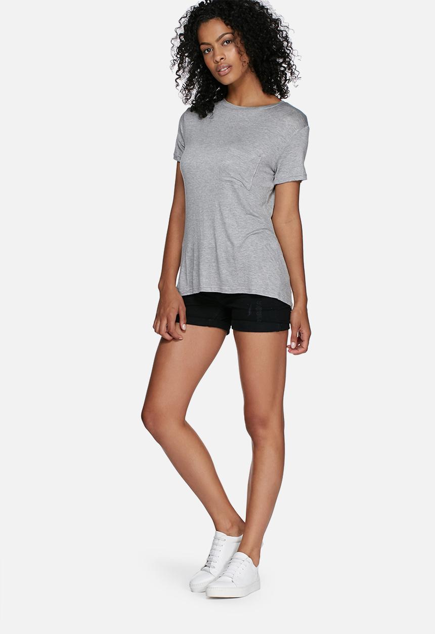 dailyfriday - Front pocket tee