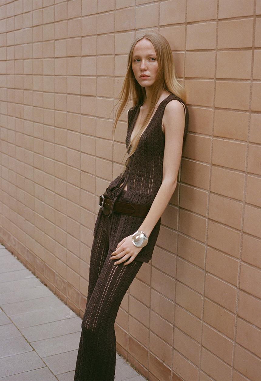 MANGO - Trousers magnolia -  dark brown
