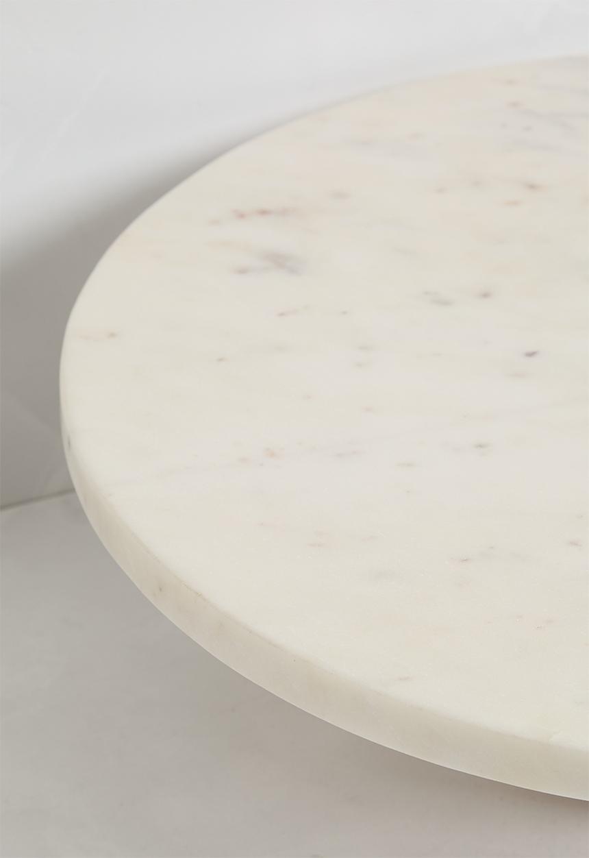 Sixth Floor - Marble & wood cakestand - white