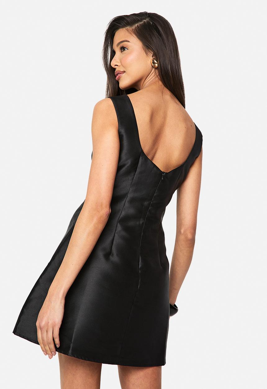 boohoo - Satin a-line mini dress - black
