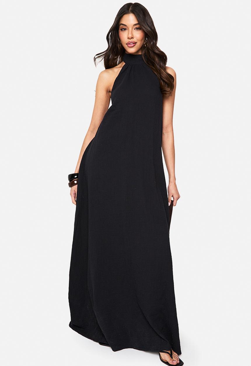 boohoo - Cheesecloth halterneck maxi dress - black