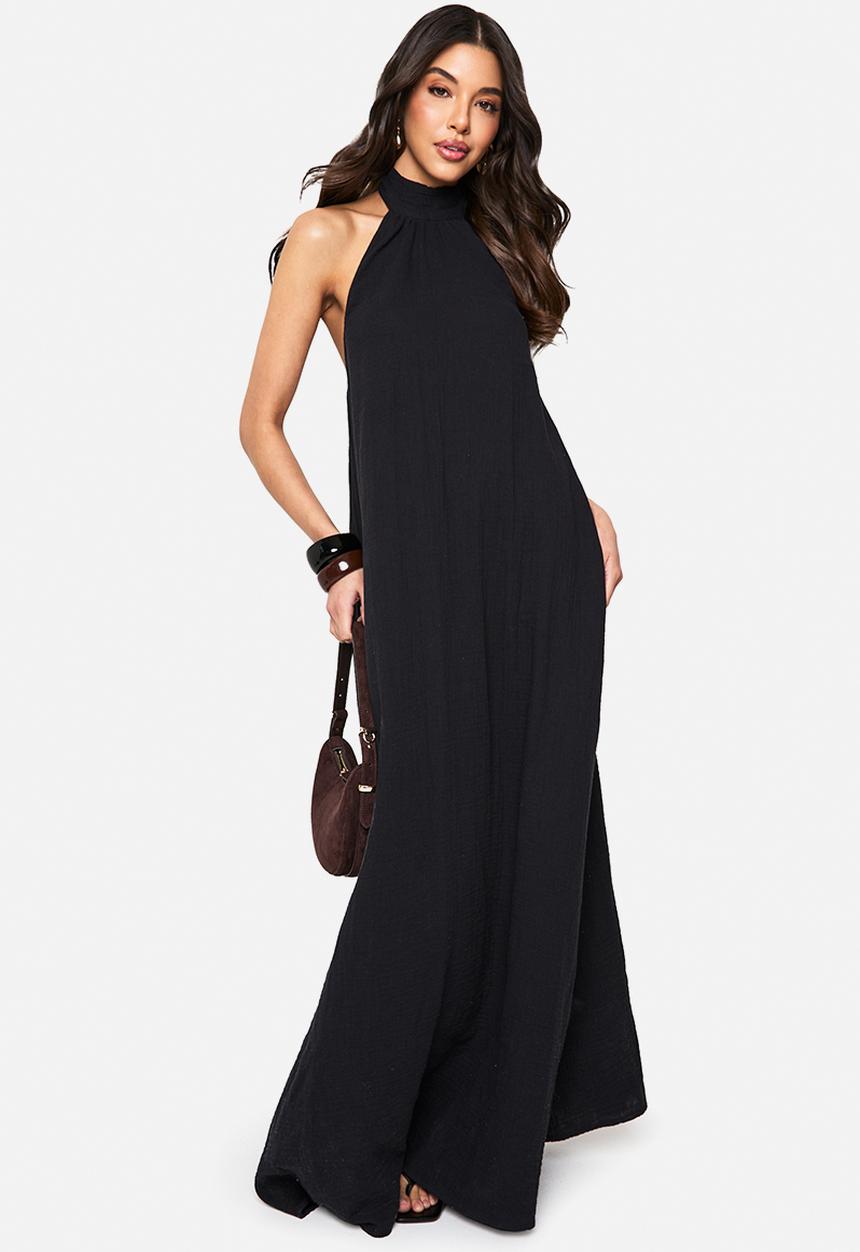 boohoo - Cheesecloth halterneck maxi dress - black