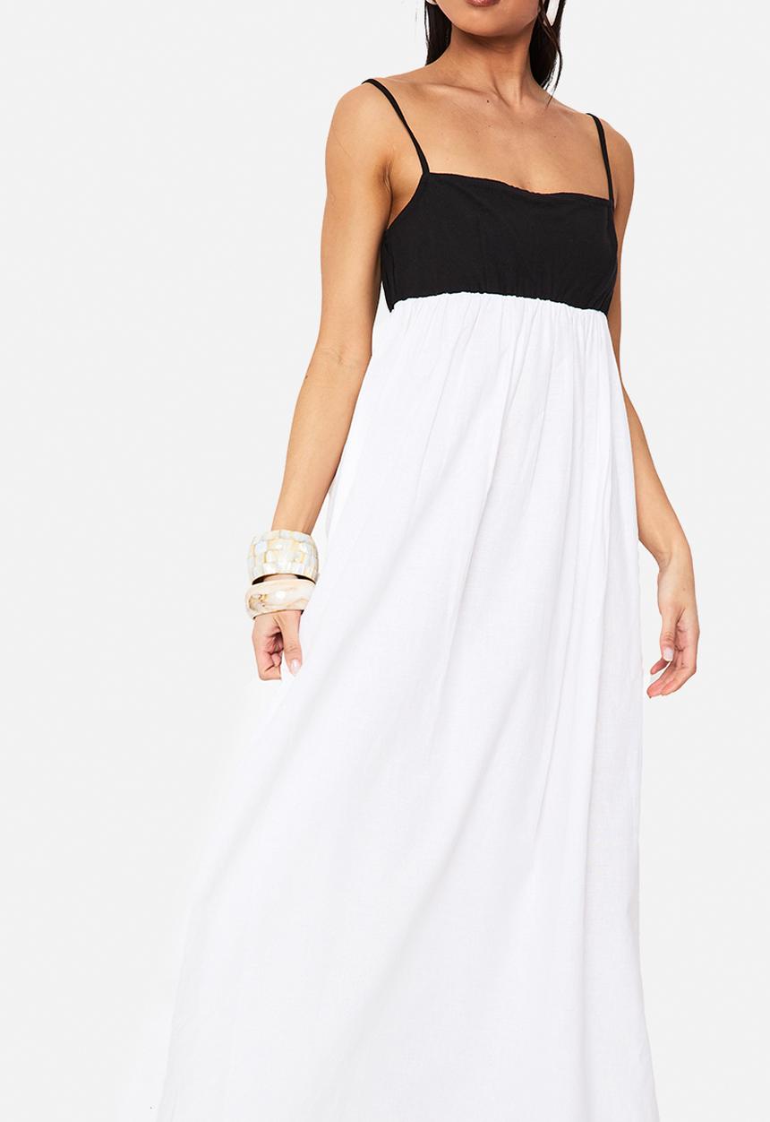 boohoo - Contrast linen smock maxi dress - black & white