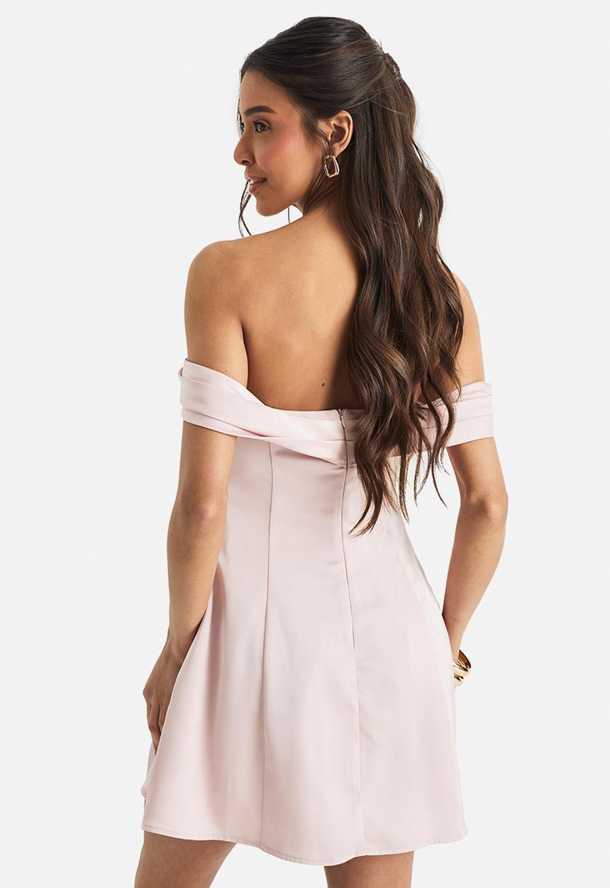 boohoo - Satin bardot skater mini dress - dusty pink