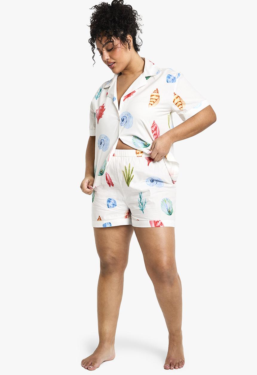 boohoo - Plus shell printed poplin short sleeve pyjama shorts set - multi