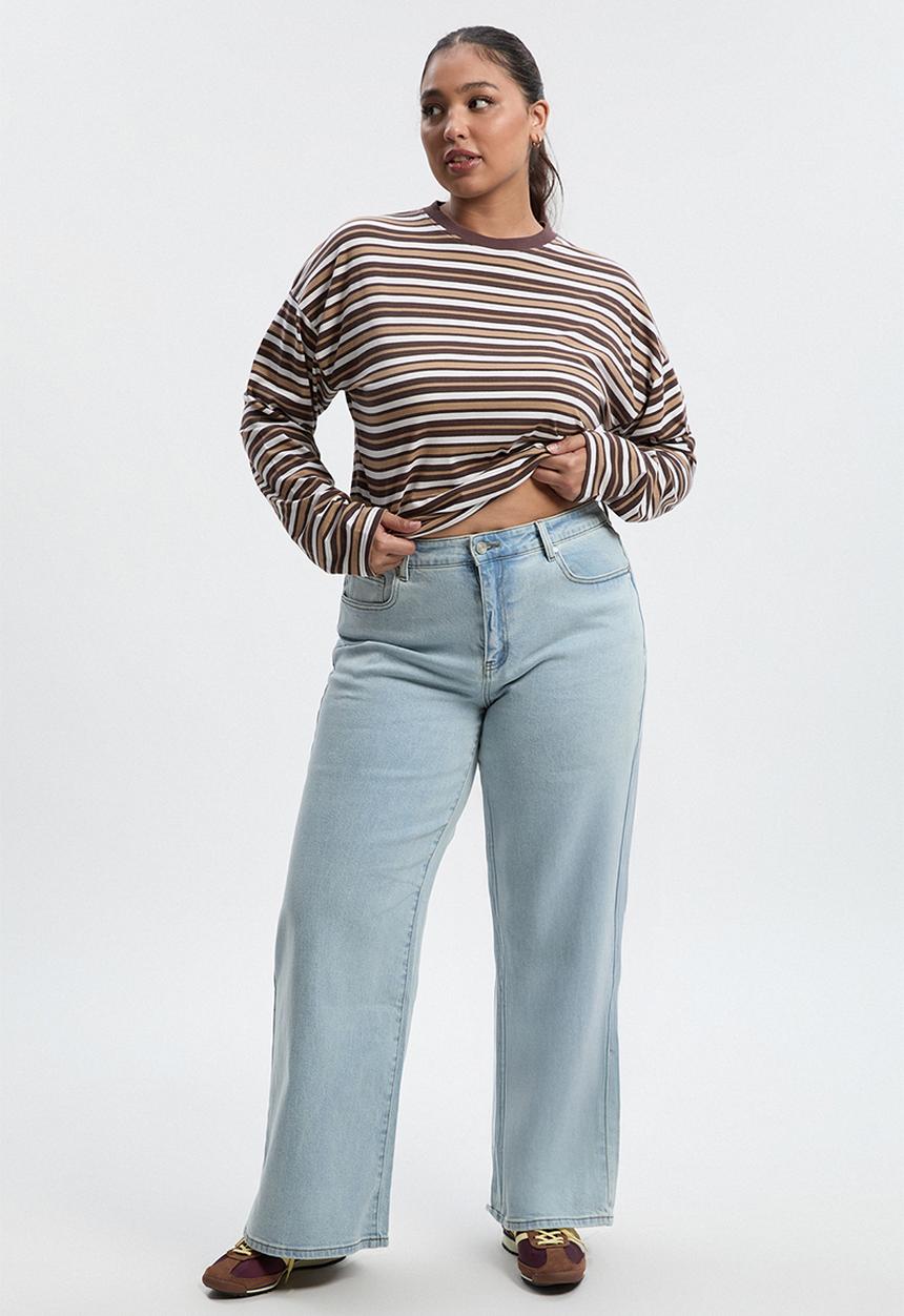 boohoo - The Plus Wide Leg Jean - Bleach Wash