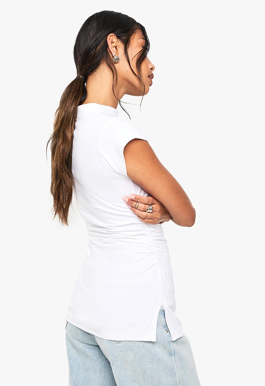 boohoo - Longline Fitted Waist T-Shirt - white