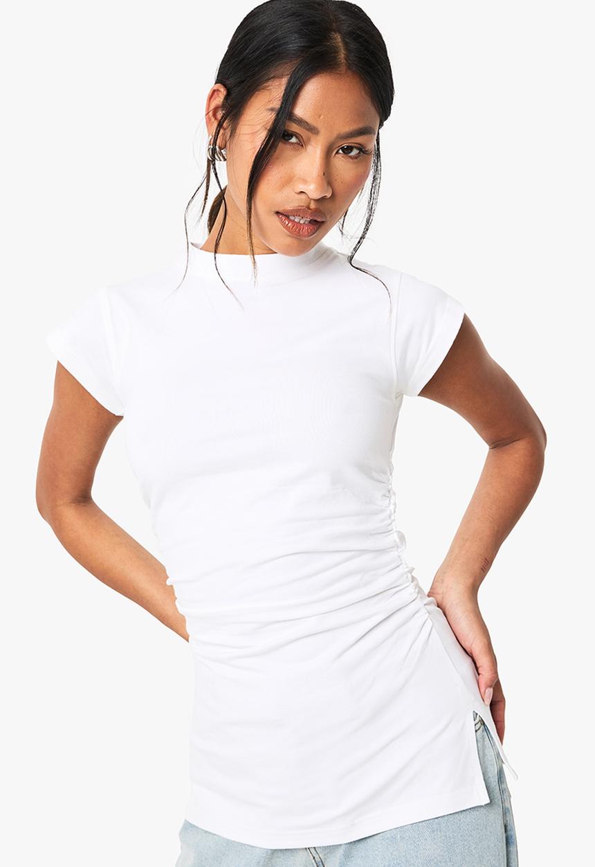 boohoo - Longline Fitted Waist T-Shirt - white