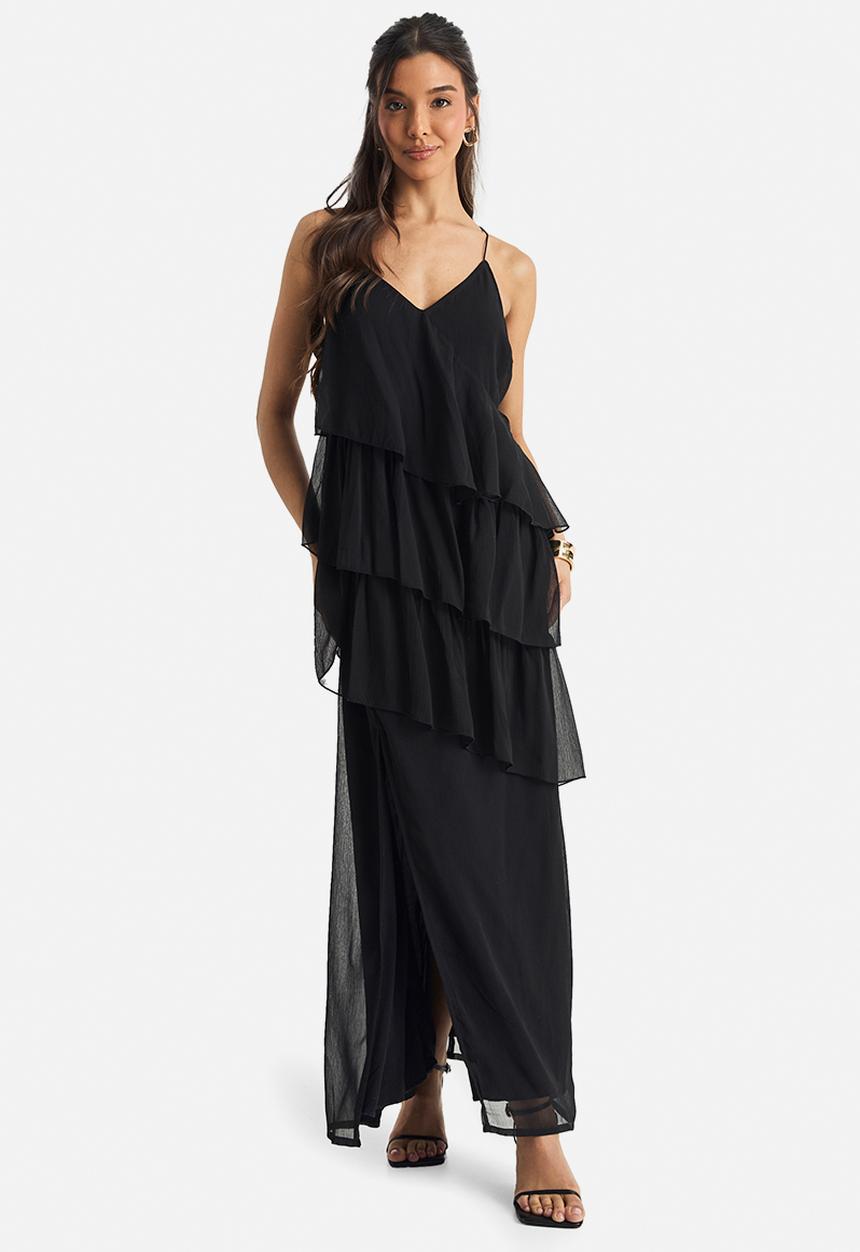 boohoo - Chiffon ruffle cross back maxi dress - black