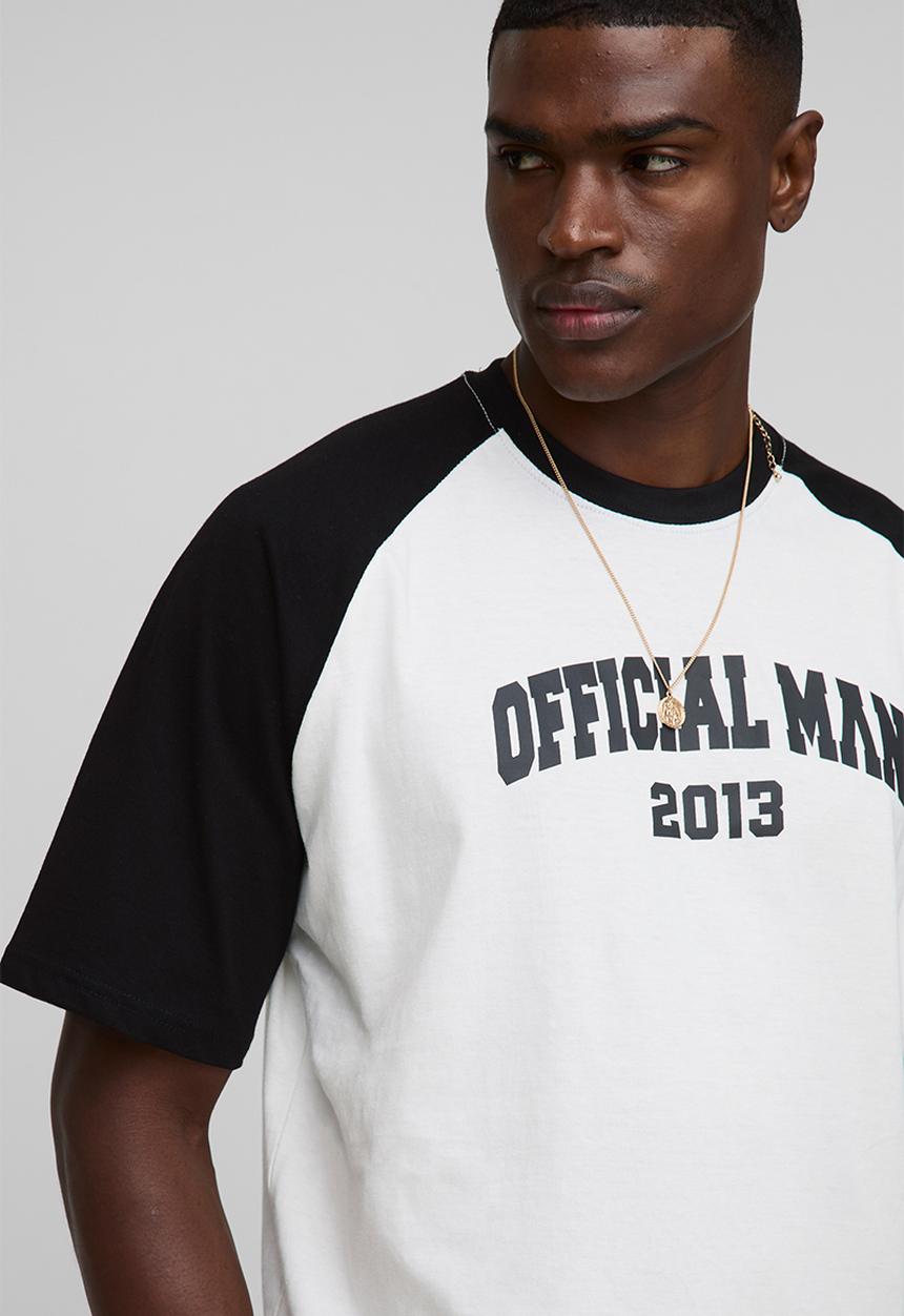 boohooMAN - Oversized Boxy Official Contrast Raglan T-shirt - Ecru