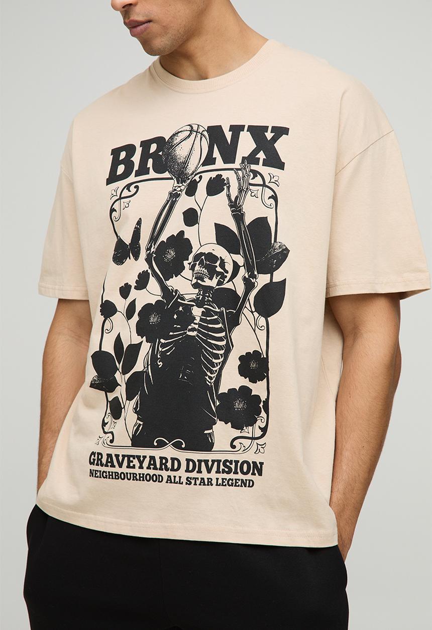 boohooMAN - Oversized Bronx Gothic Floral Print T-shirt - Sand