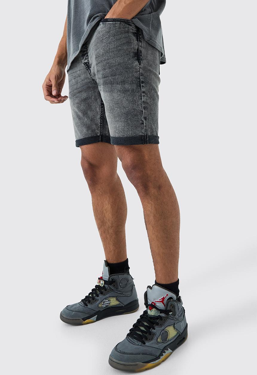 boohooMAN - Skinny Stretch Denim Shorts In Charcoal - Charcoal