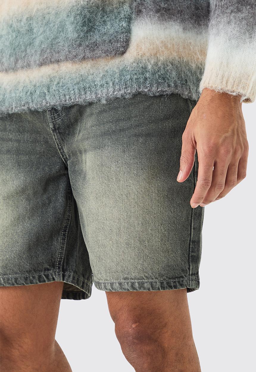 boohooMAN - Relaxed Rigid Denim In Antique Grey - Grey