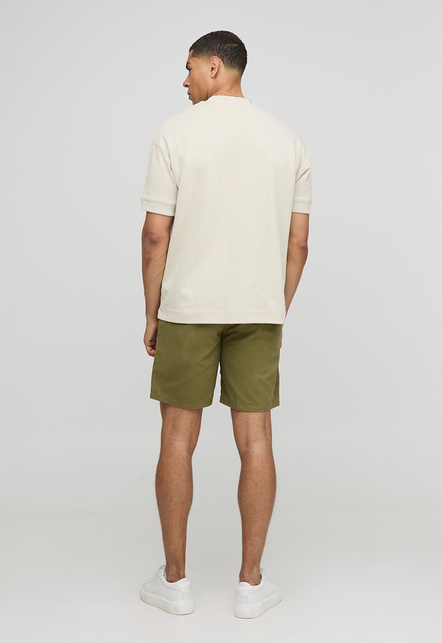 boohooMAN - Relaxed Fit Chino Shorts in Khaki - Khaki