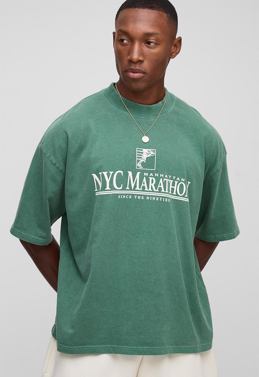 boohooMAN - Oversized Boxy NYC Marathon Leisure Wash T-shirt - Forest