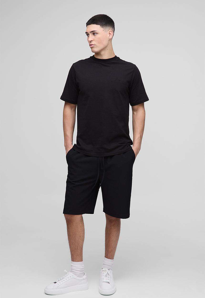 boohooMAN - Elasticated Waist Relaxed Technical Stretch Shorts - black