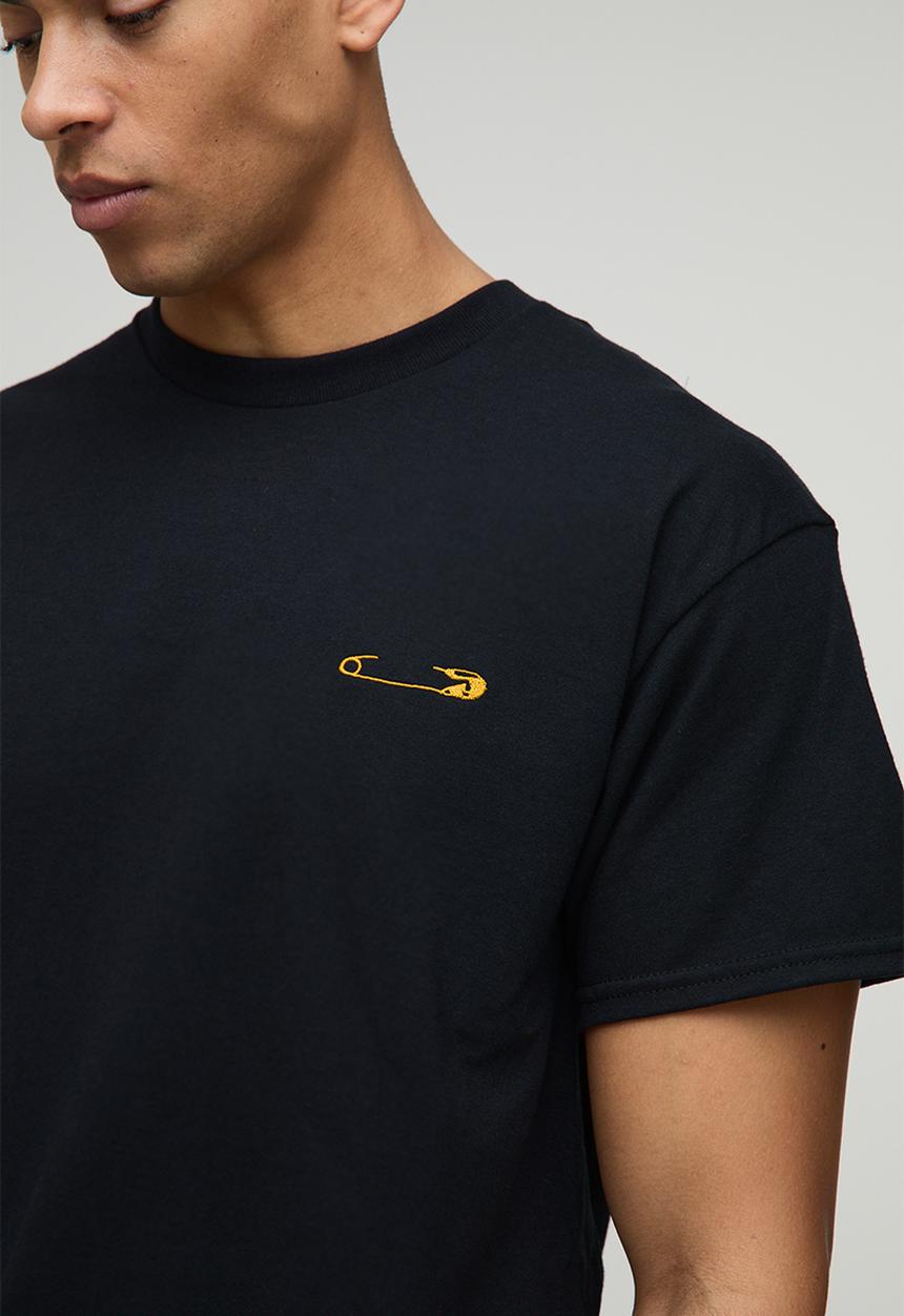 boohooMAN - Black Oversized Embroidered Safety Pin T-Shirt - Black