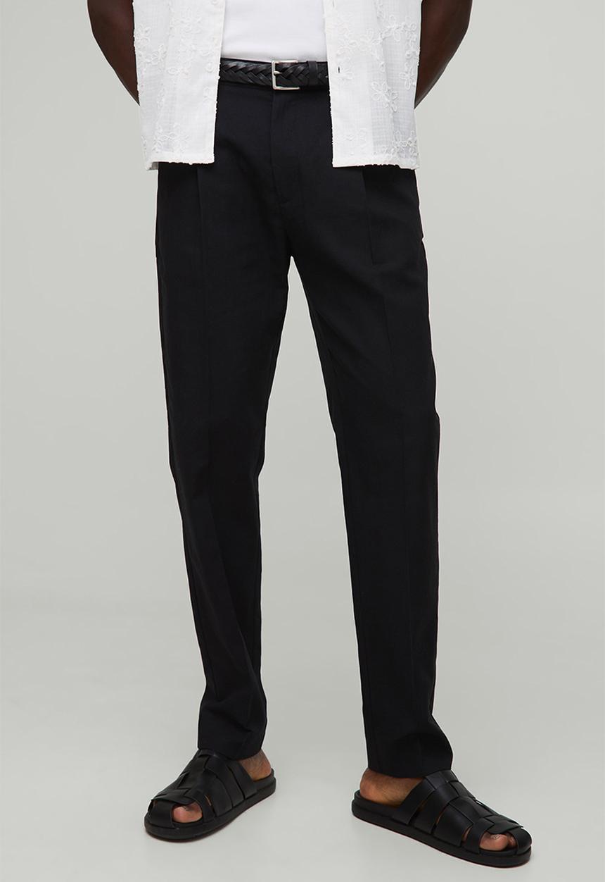 boohooMAN - Slim Fit Linen Blend Crease Front Trouser - Black