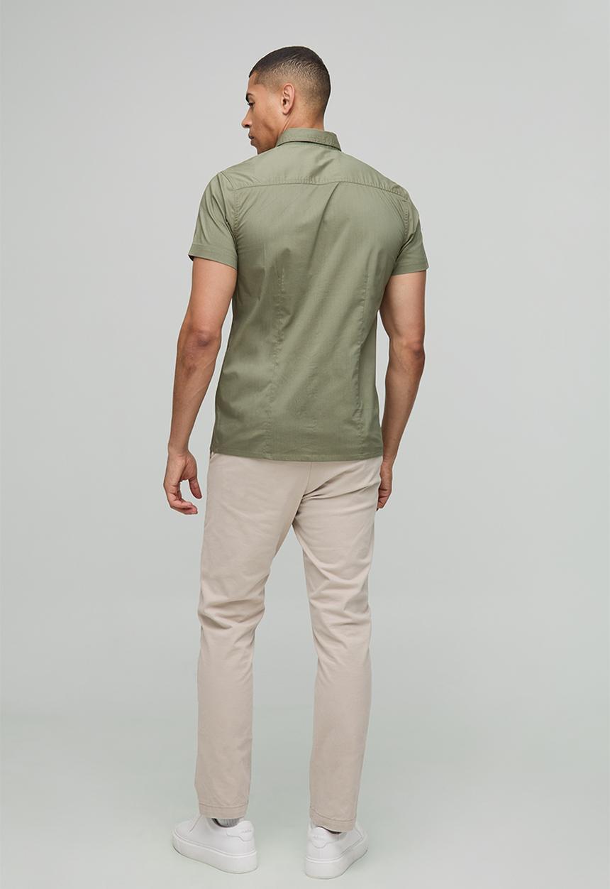 boohooMAN - Stretch Fit Basic Short Sleeve Collared Shirt - Khaki