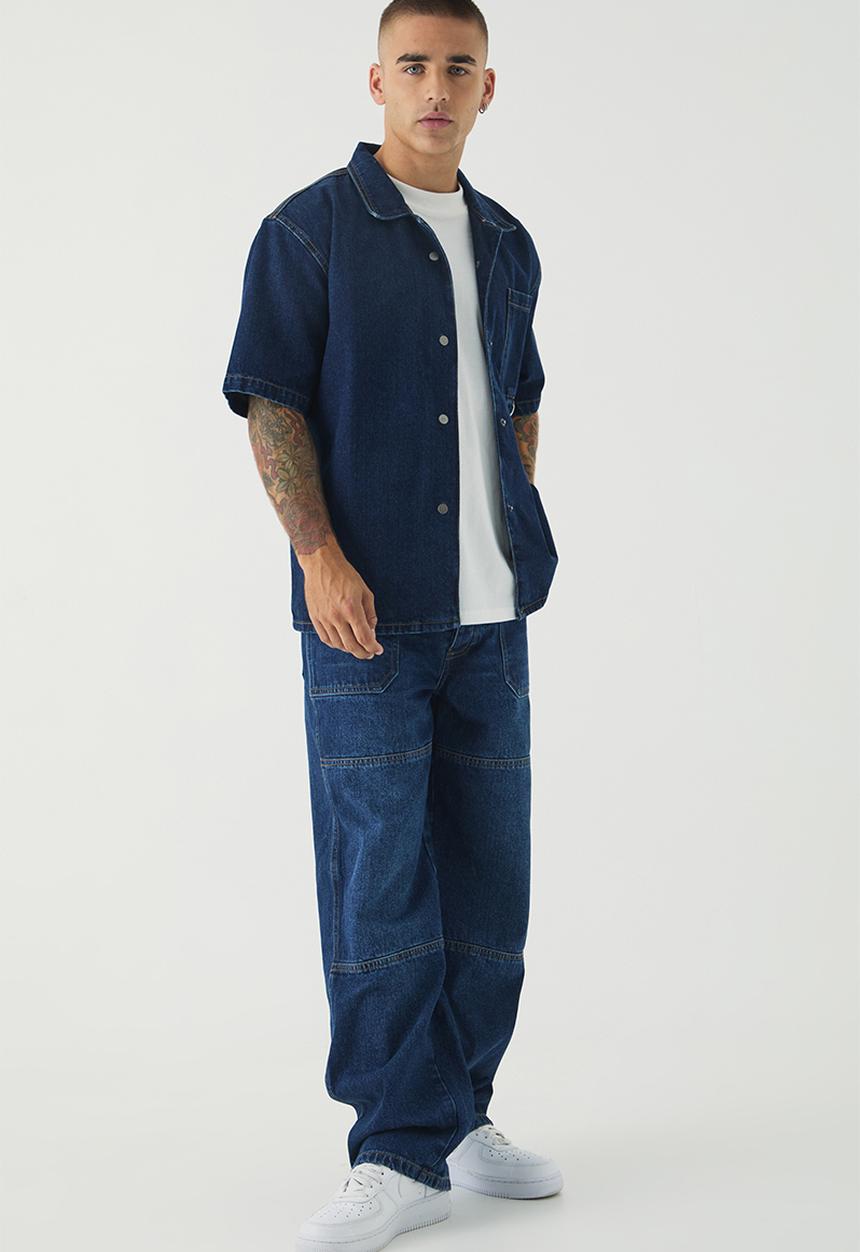 boohooMAN - Relaxed Rigid Washed Carabiner Jeans - indigo