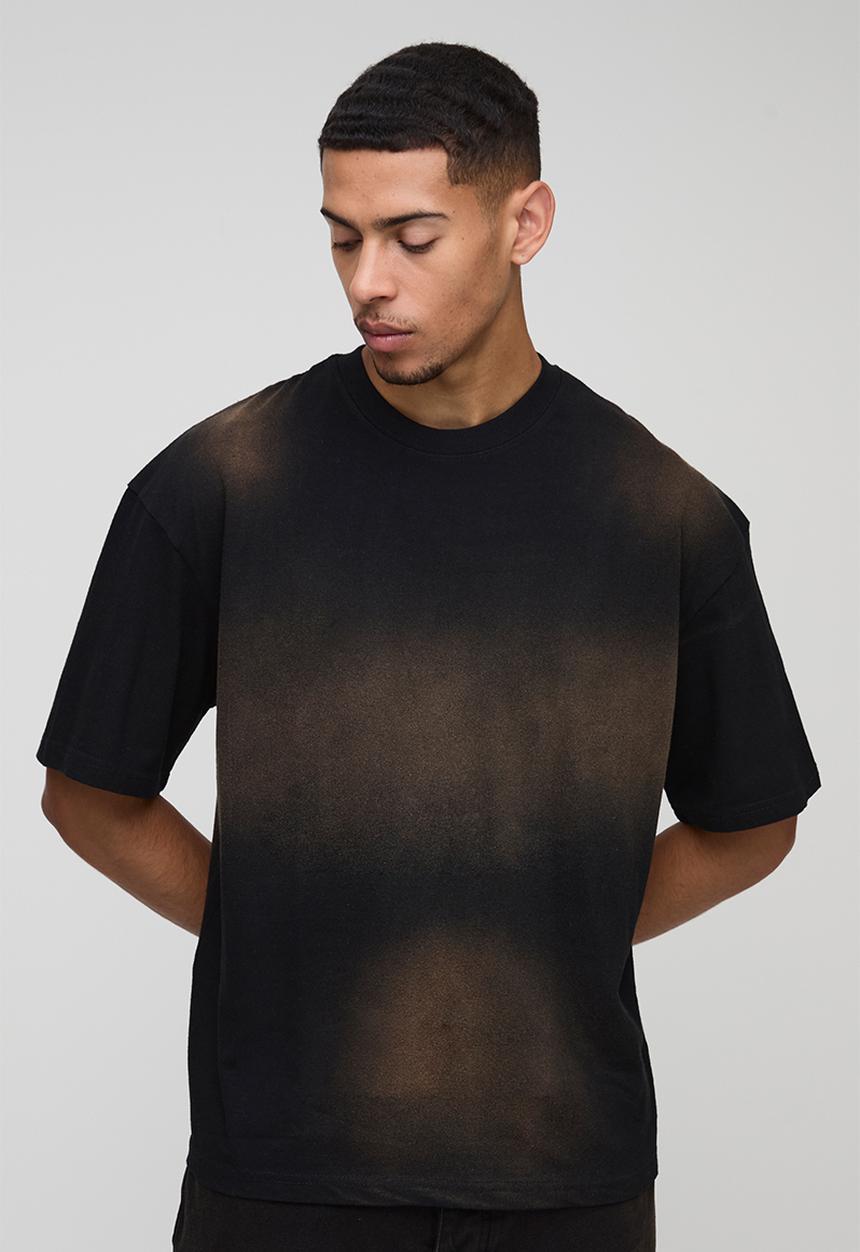 boohooMAN - Oversized Spray Wash Crew Neck T-Shirt - Black