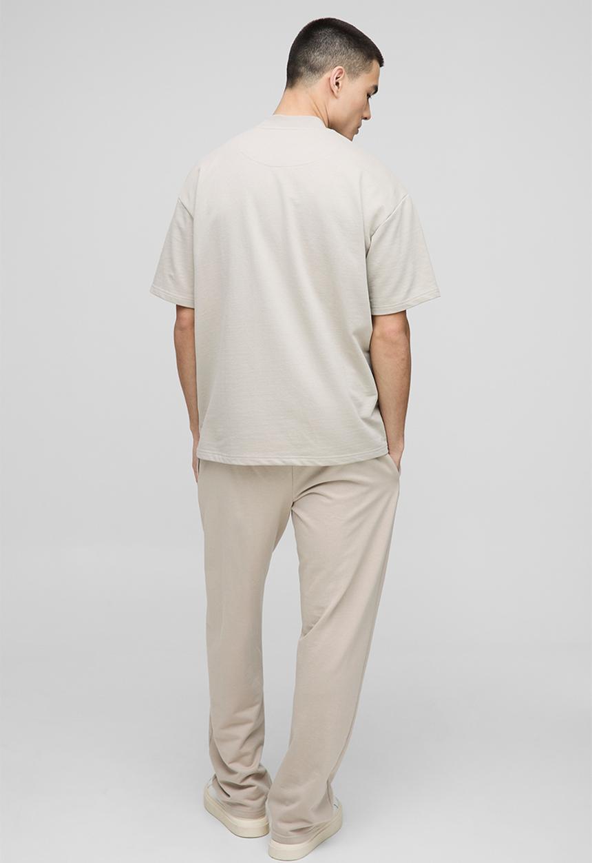 boohooMAN - Oversized Extended Neck Heavyweight T-shirt - Light Khaki