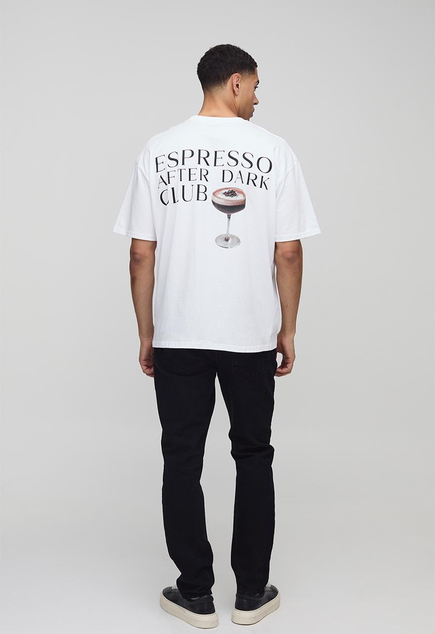 boohooMAN - Regular Fit Oversized Espresso Martini Graphic T-Shirt - white