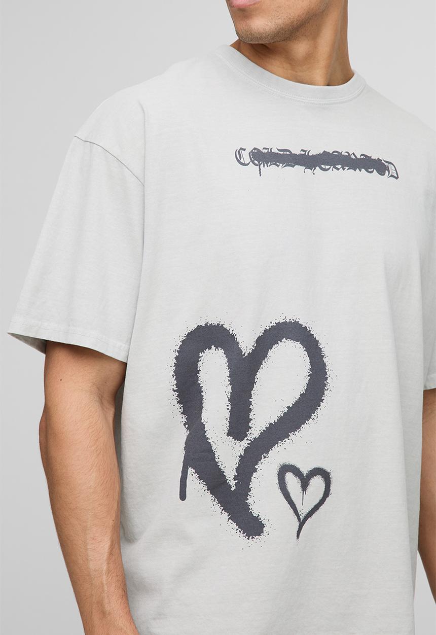 boohooMAN - Oversized Graffiti Heart Graphic Washed T-shirt - Light Grey