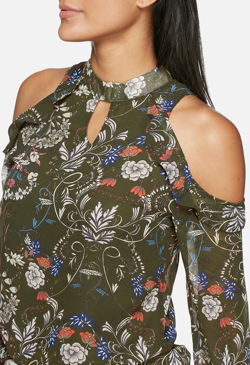 Glamorous - Floral cold shoulder blouse