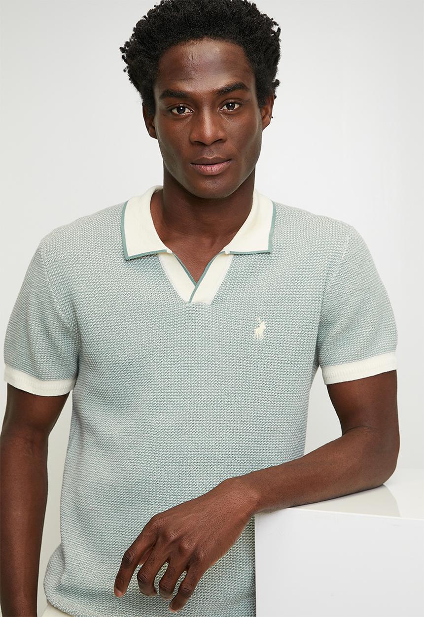 POLO - Andy textured tipped knitted golfer - green