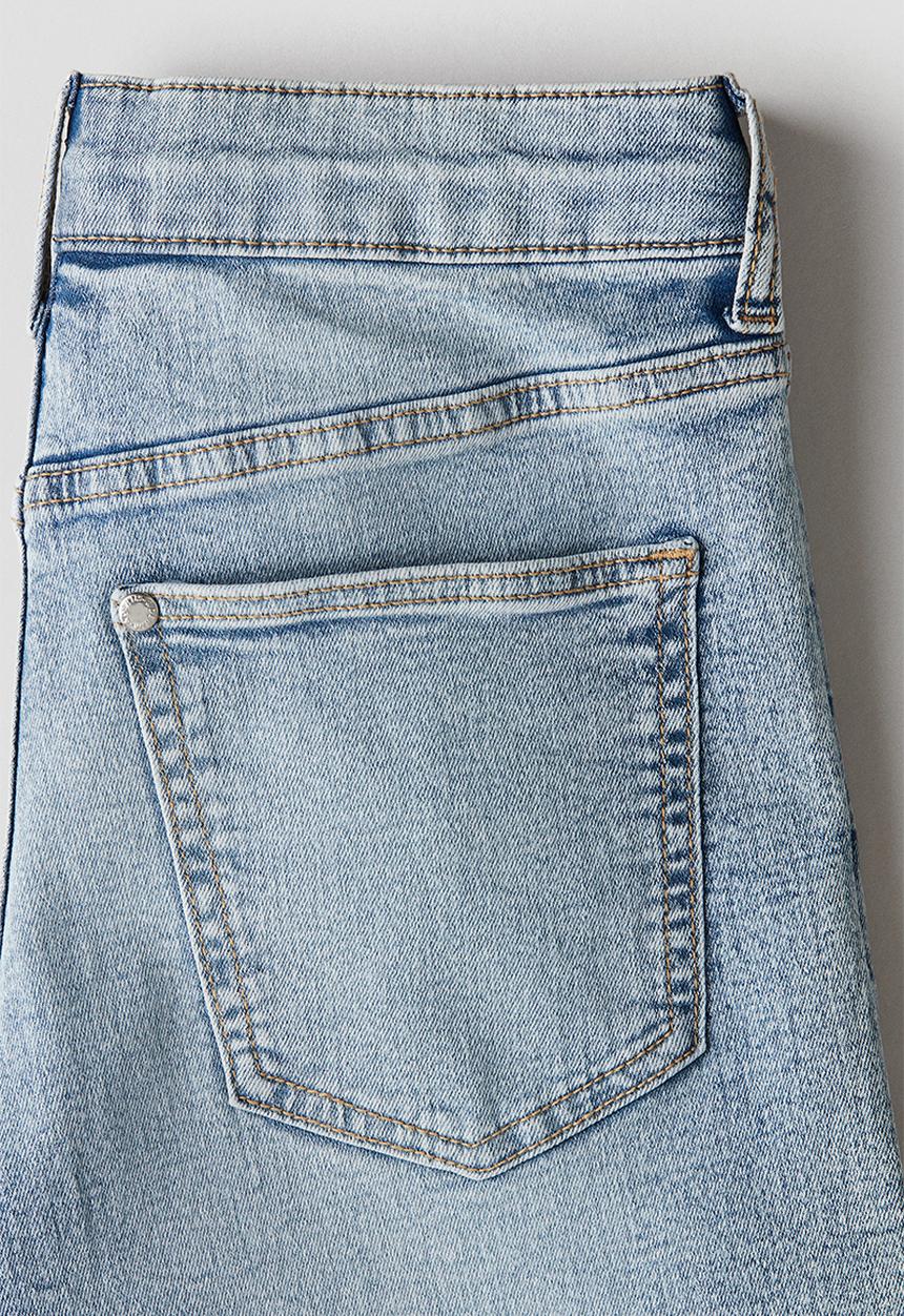 H&M - Denim shorts - light denim blue