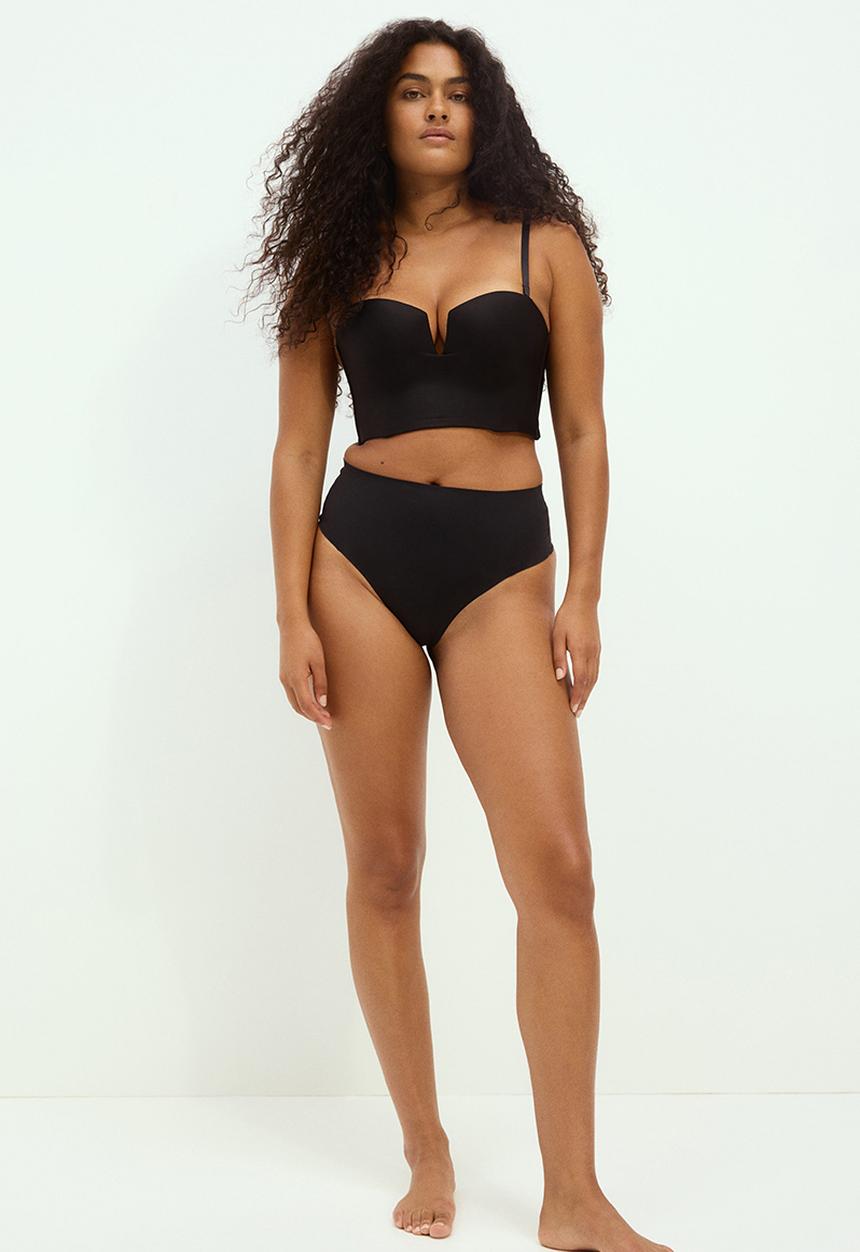 H&M - Medium shape thong briefs - black