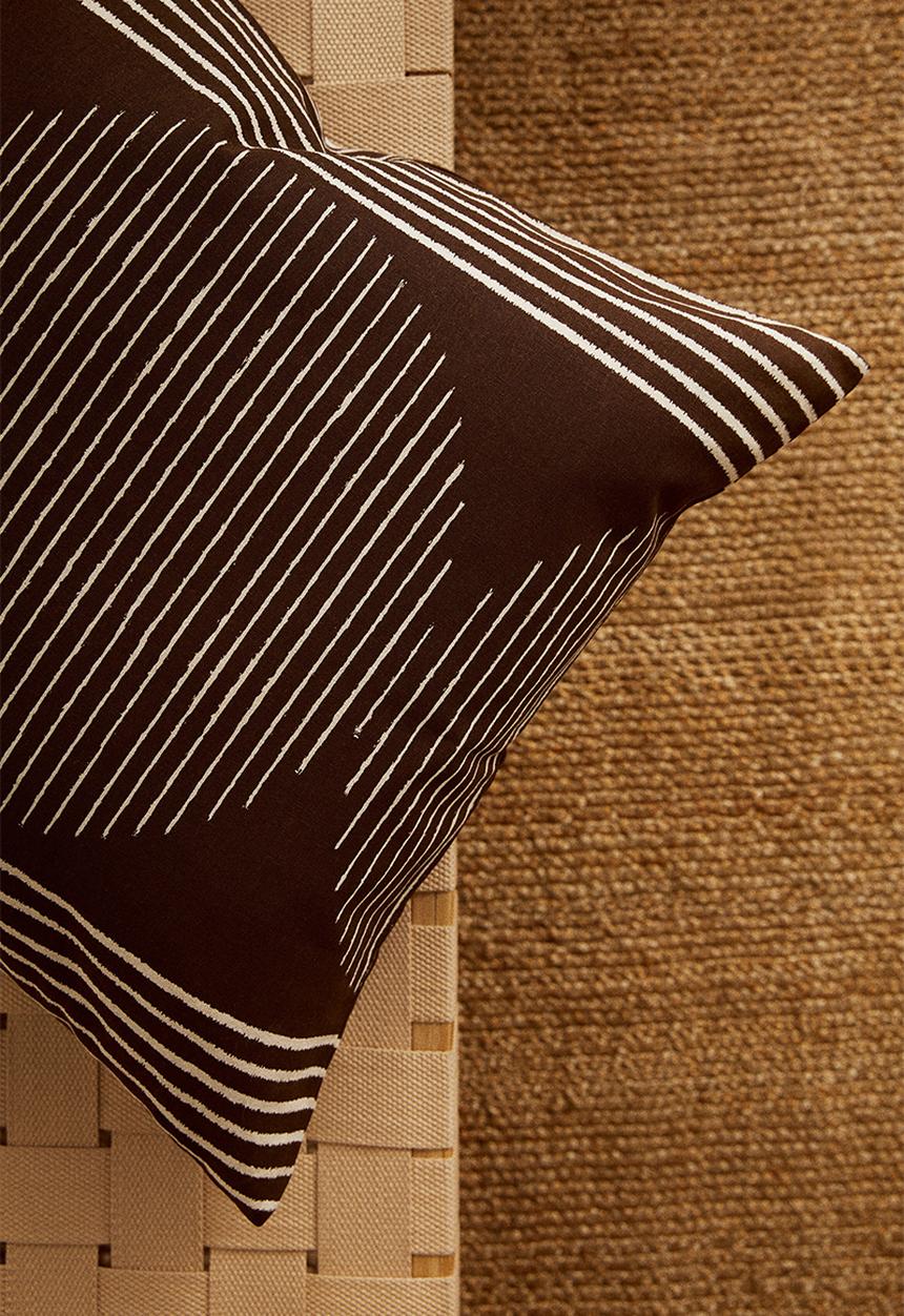 H&M - Patterned cushion cover - brown/patterned