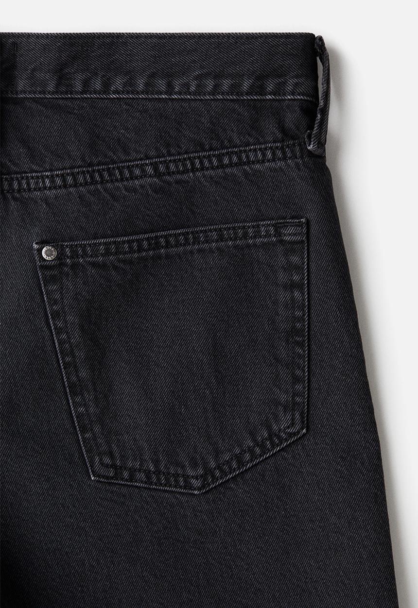 H&M - Regular denim shorts - black