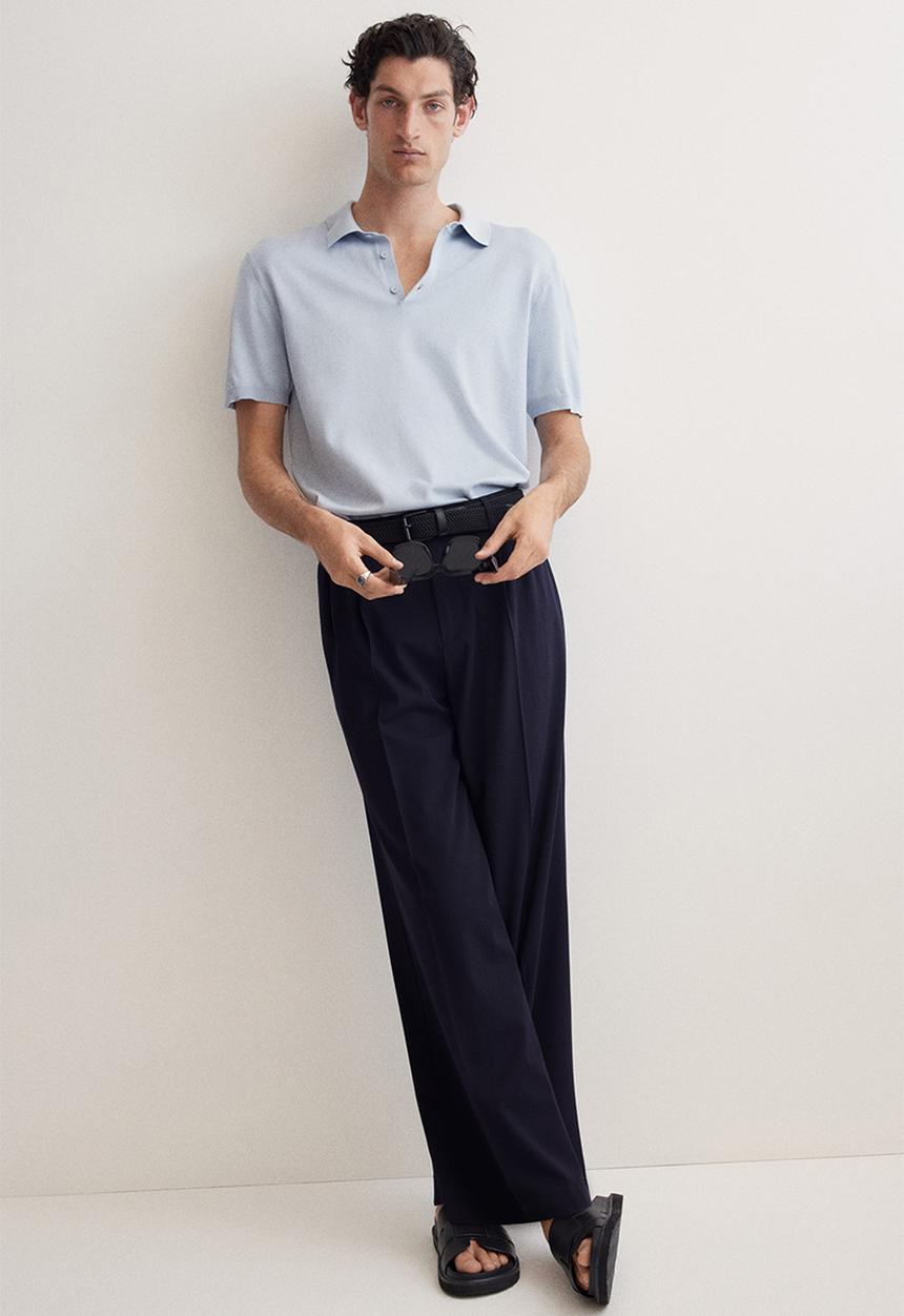 H&M - Regular fit fine-knit polo shirt - light blue