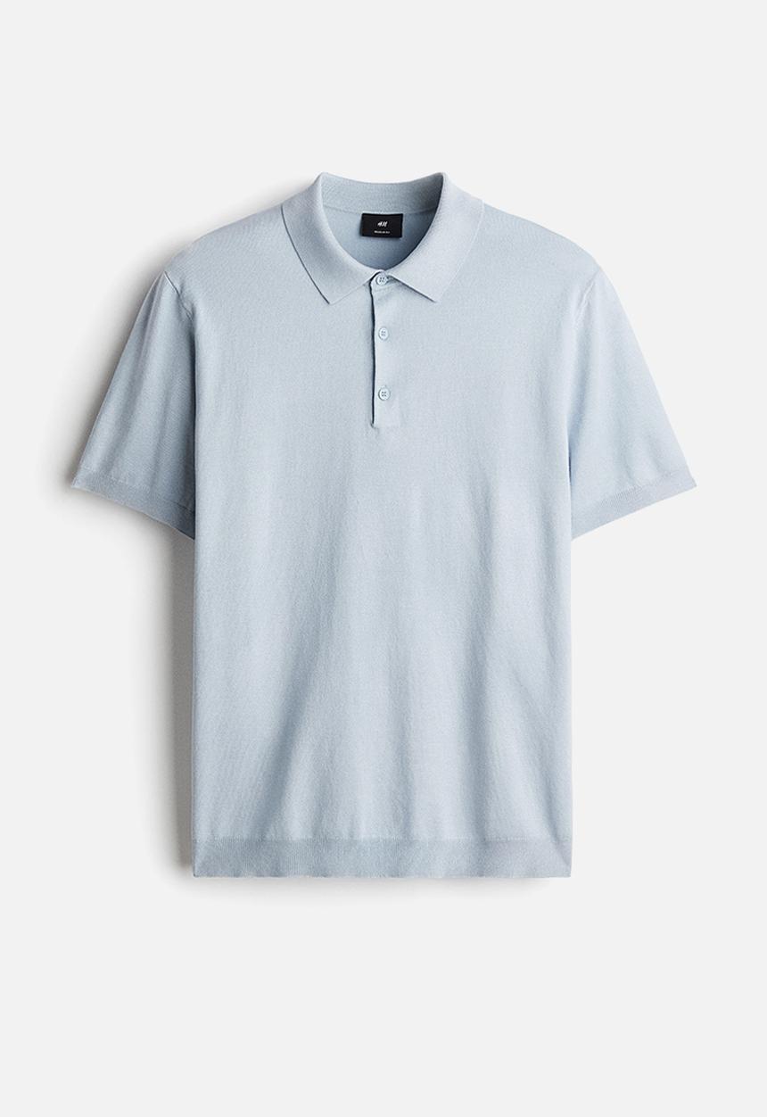 H&M - Regular fit fine-knit polo shirt - light blue