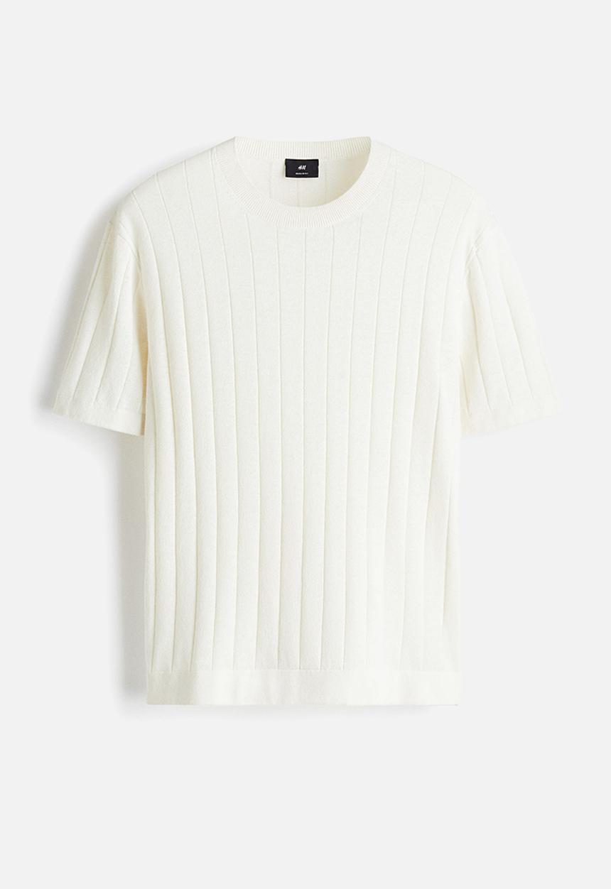 H&M - Regular fit knitted t-shirt - cream