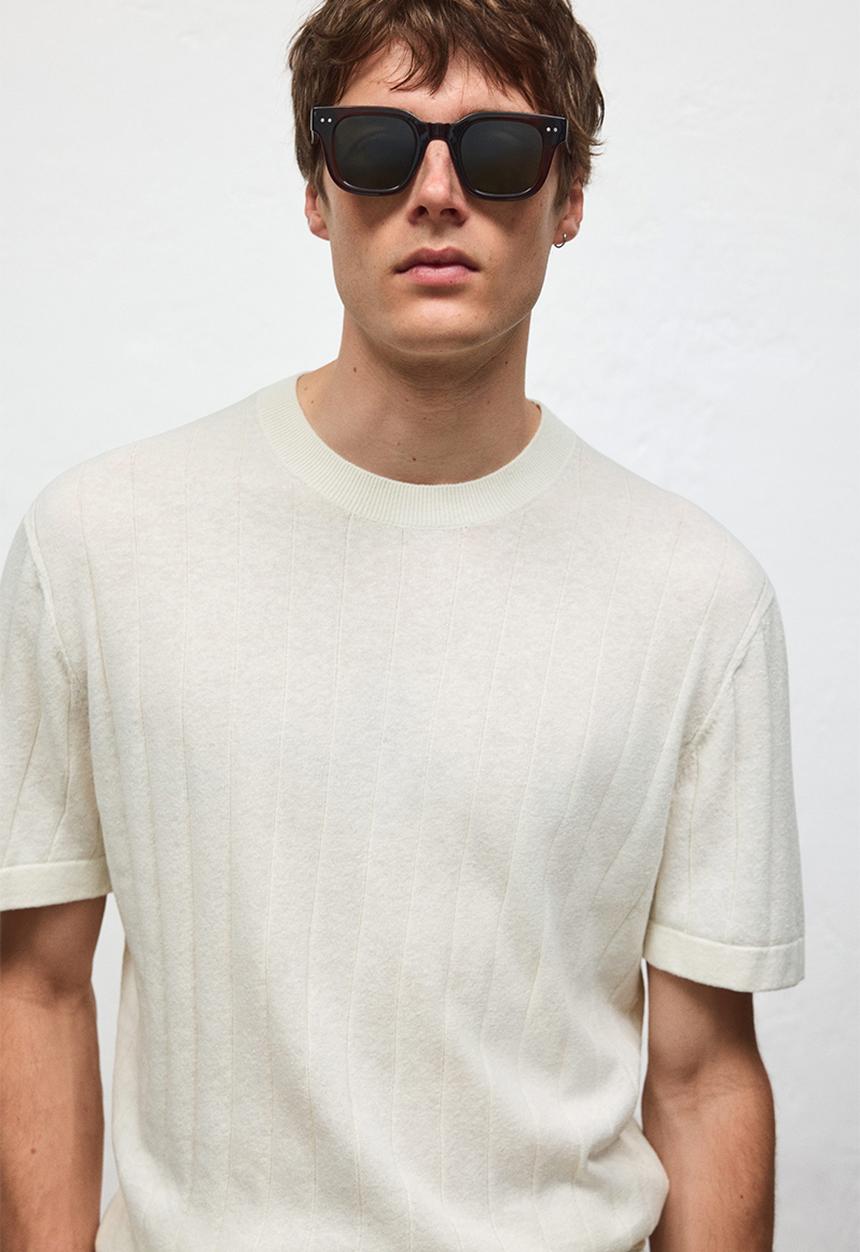 H&M - Regular fit knitted t-shirt - cream