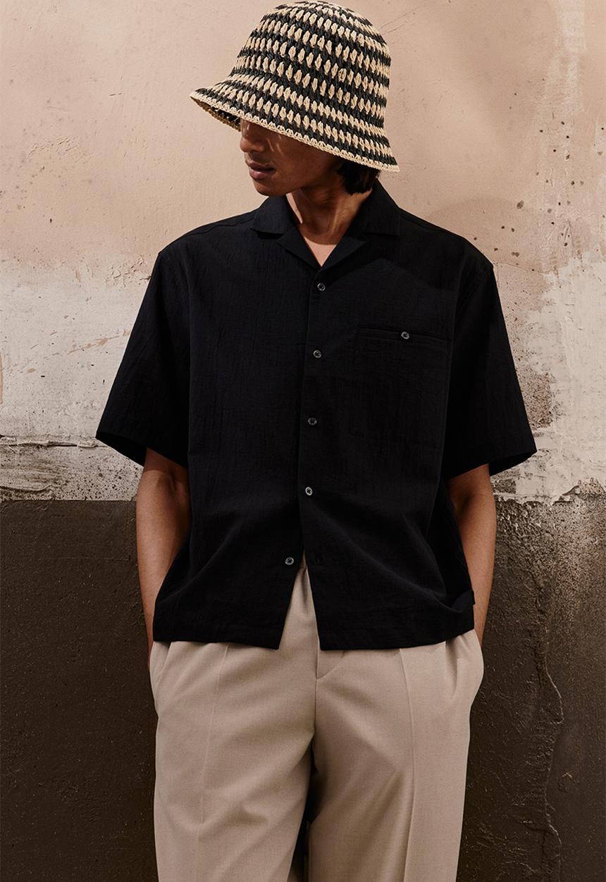H&M - Regular fit resort shirt - black